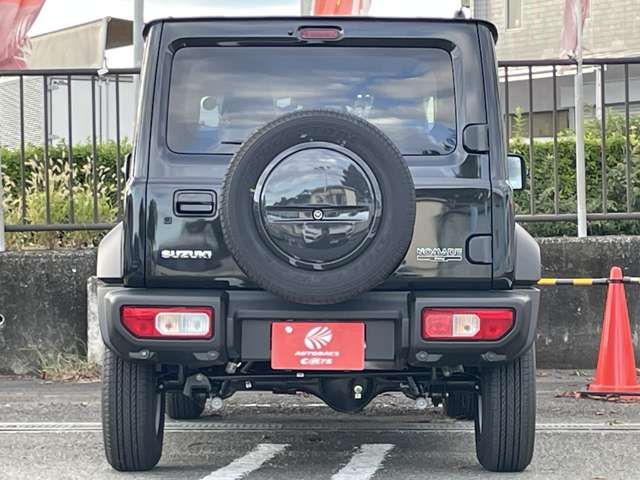 SUZUKI JIMNY NOMADE 2025