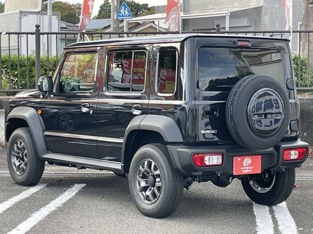SUZUKI JIMNY NOMADE 2025