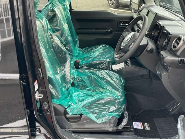 SUZUKI JIMNY NOMADE 2025