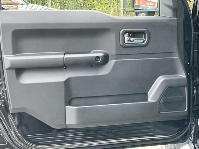 SUZUKI JIMNY NOMADE 2025