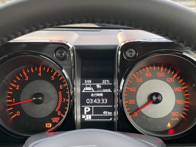 SUZUKI JIMNY NOMADE 2025