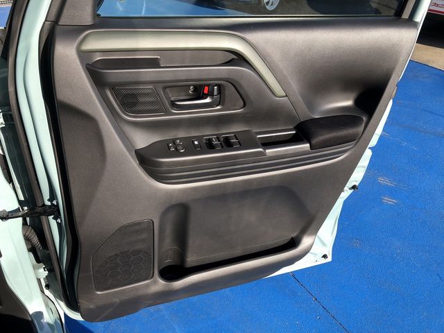 SUZUKI Spacia GEAR 2024