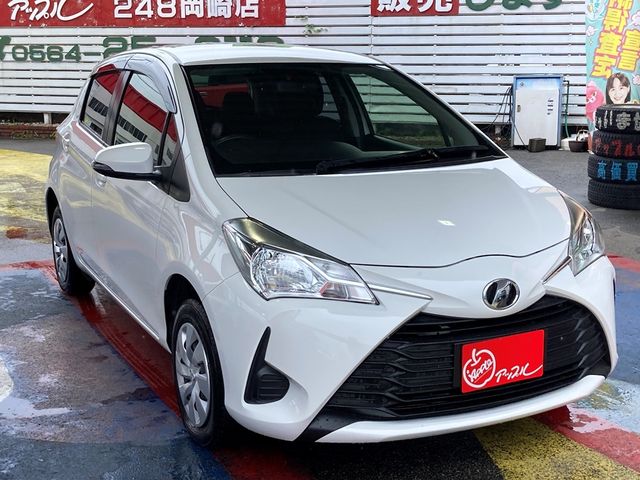 TOYOTA VITZ  4WD 2017