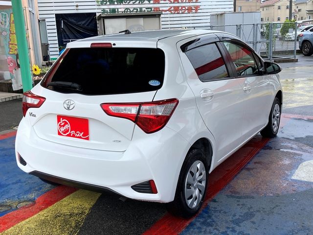 TOYOTA VITZ  4WD 2017
