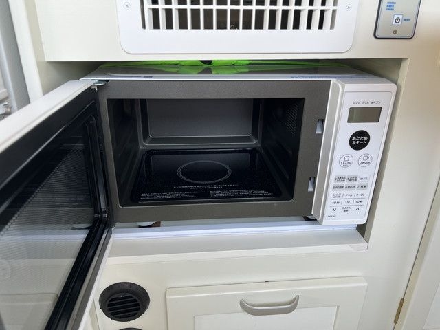 TOYOTA HIACE van 2WD 2021