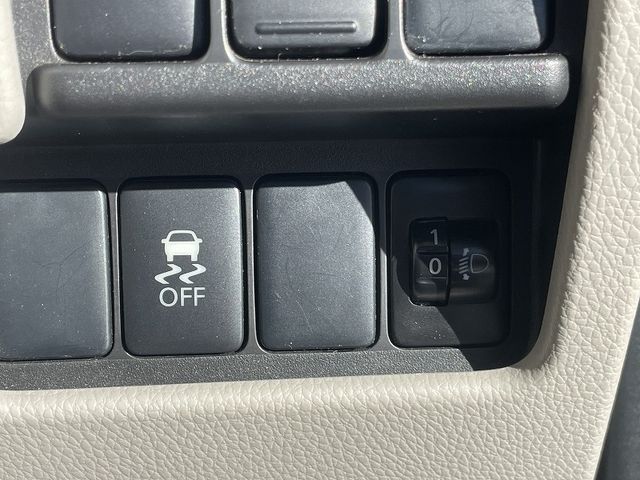 MITSUBISHI eK SPACE 4WD 2015