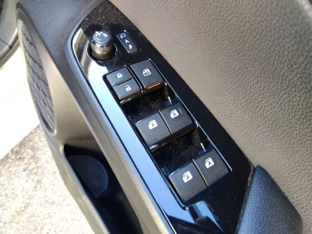 TOYOTA PRIUS 4WD 2016