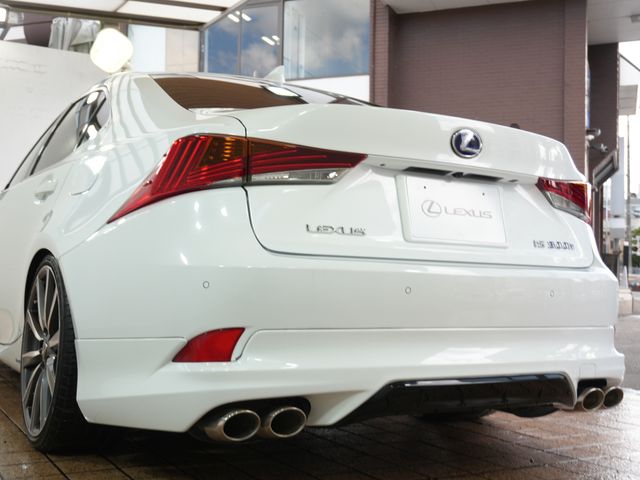 TOYOTA LEXUS IS300h 2017