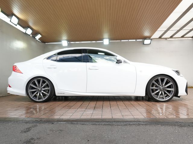 TOYOTA LEXUS IS300h 2017