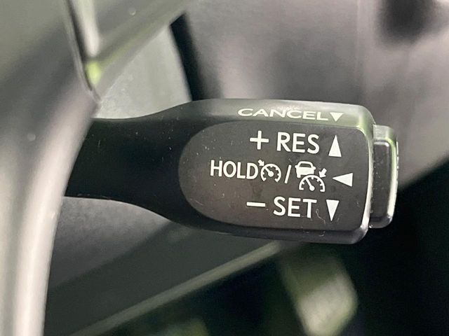 TOYOTA HARRIER 2WD 2017