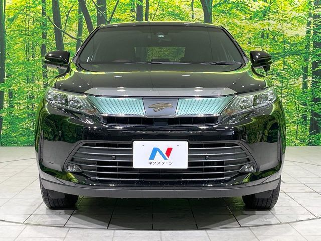 TOYOTA HARRIER 2WD 2017