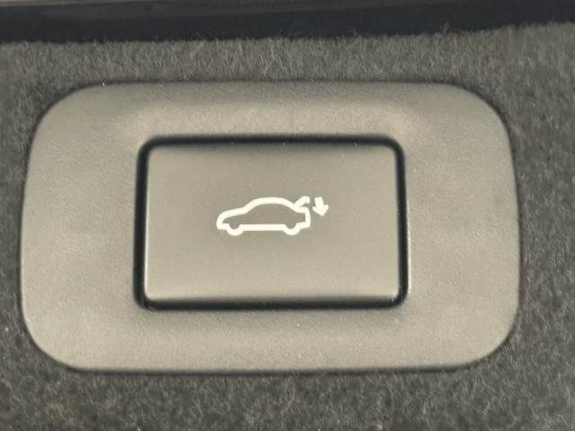 TOYOTA LEXUS LS500 2018