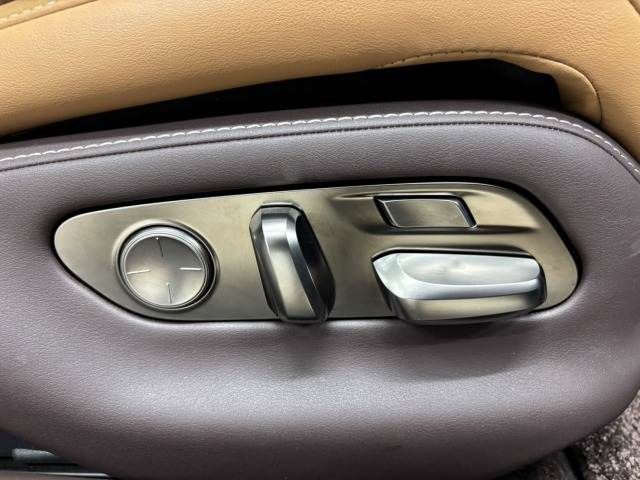 TOYOTA LEXUS LS500 2018