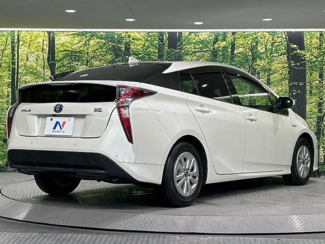 TOYOTA PRIUS 2018