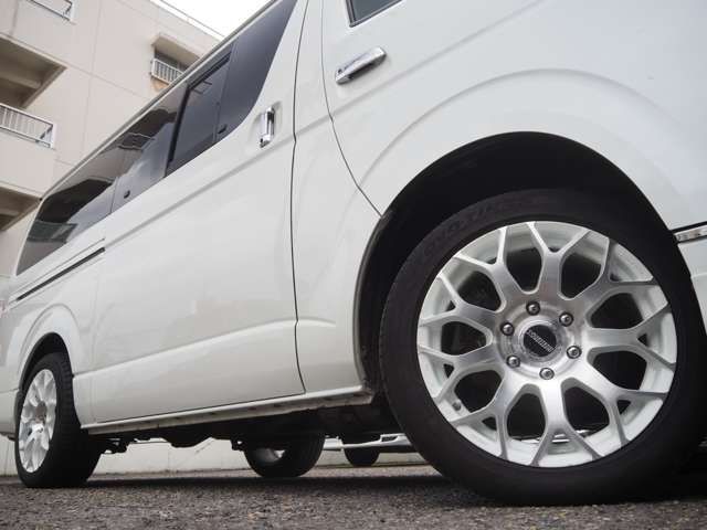 TOYOTA HIACE van 4WD 2010