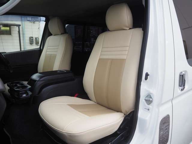 TOYOTA HIACE van 4WD 2010