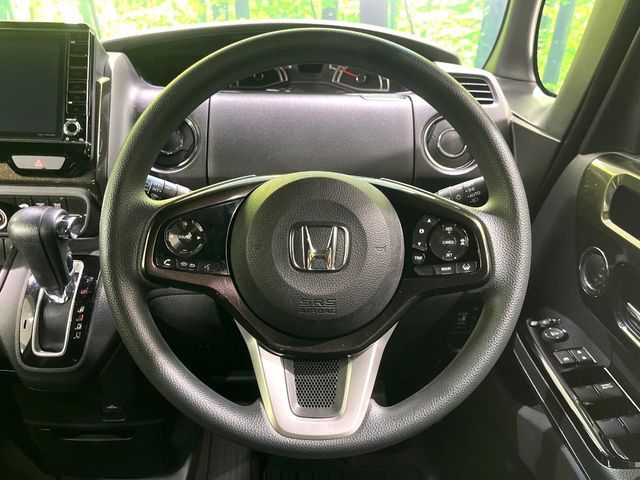 HONDA N BOX CUSTOM 2017