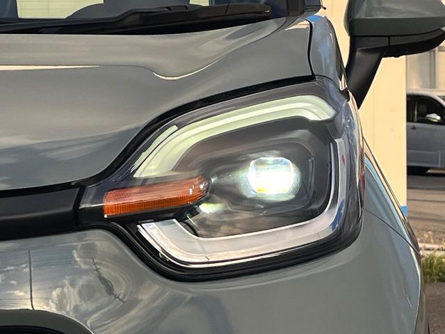 TOYOTA SIENTA HYBRID 2023