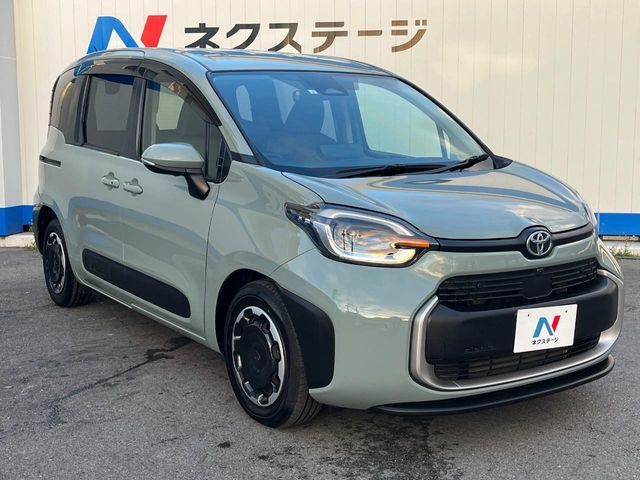 TOYOTA SIENTA HYBRID 2023