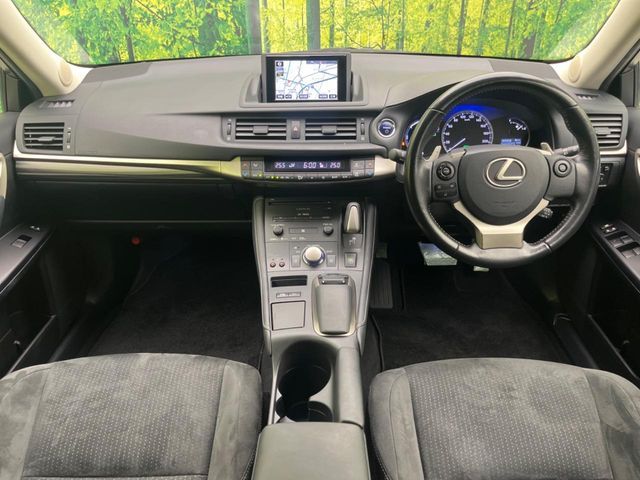 TOYOTA LEXUS CT200h 2015