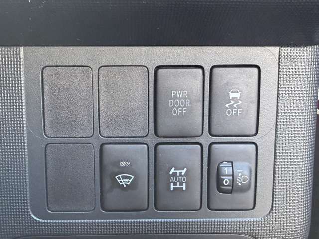 TOYOTA SPADE 4WD 2014