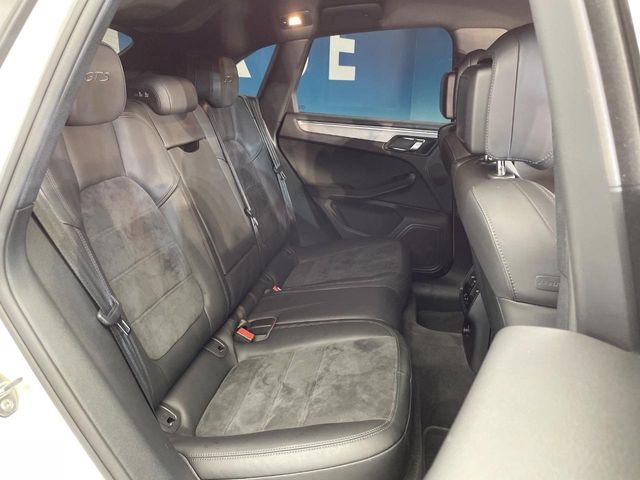 PORSCHE PORSCHE Macan 2016