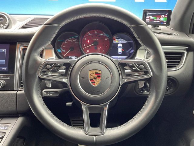 PORSCHE PORSCHE Macan 2016