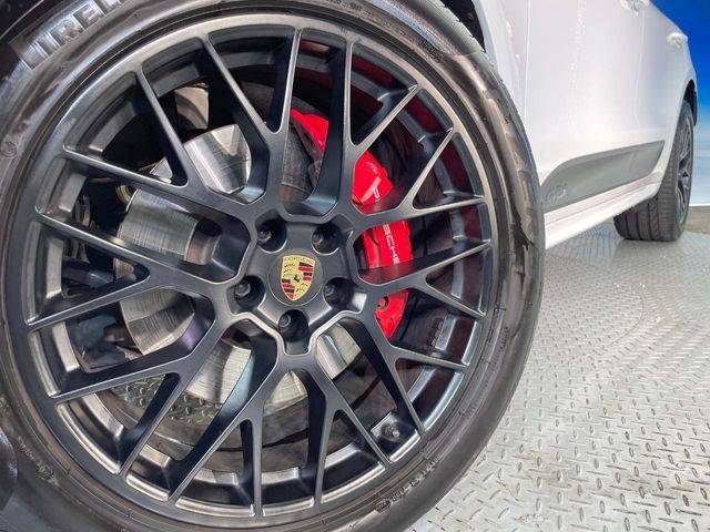 PORSCHE PORSCHE Macan 2016