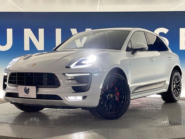 PORSCHE PORSCHE Macan 2016