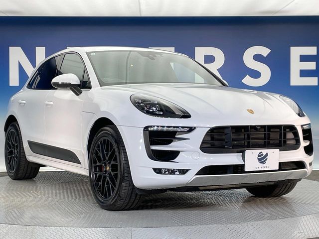 PORSCHE PORSCHE Macan 2016