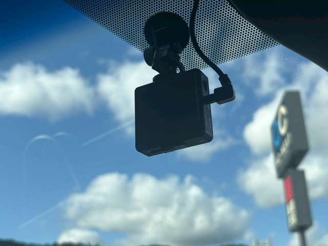 TOYOTA HARRIER HYBRID 2015