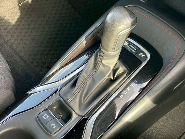 TOYOTA COROLLA SPORT HYBRID 2023