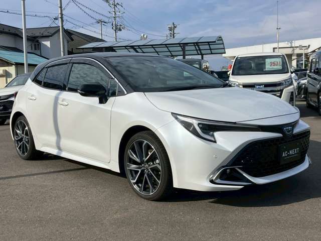 TOYOTA COROLLA SPORT HYBRID 2023