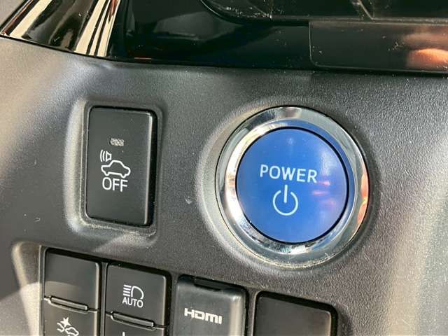 TOYOTA ESQUIRE HYBRID 2017