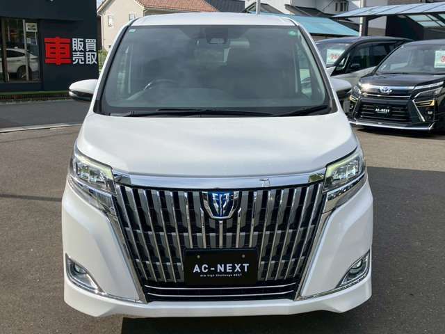 TOYOTA ESQUIRE HYBRID 2017