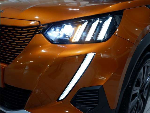 PEUGEOT PEUGEOT e-2008 2025