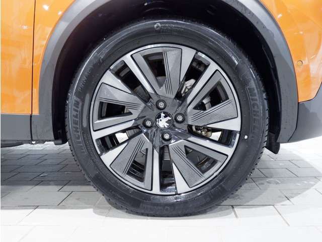 PEUGEOT PEUGEOT e-2008 2025