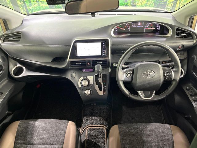 TOYOTA SIENTA 2020