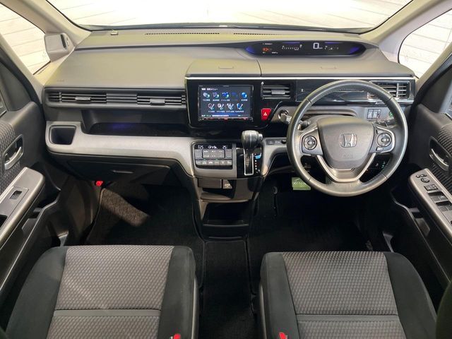 HONDA STEPWAGON SPADA 2016