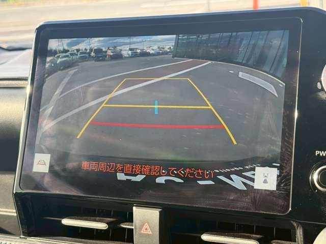 TOYOTA VOXY HYBRID 2022