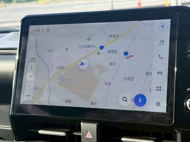 TOYOTA VOXY HYBRID 2022