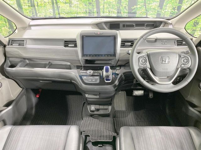 HONDA FREED HYBRID 4WD 2016