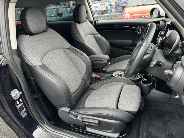 BMW MINI COOPER 2023