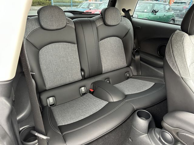 BMW MINI COOPER 2023