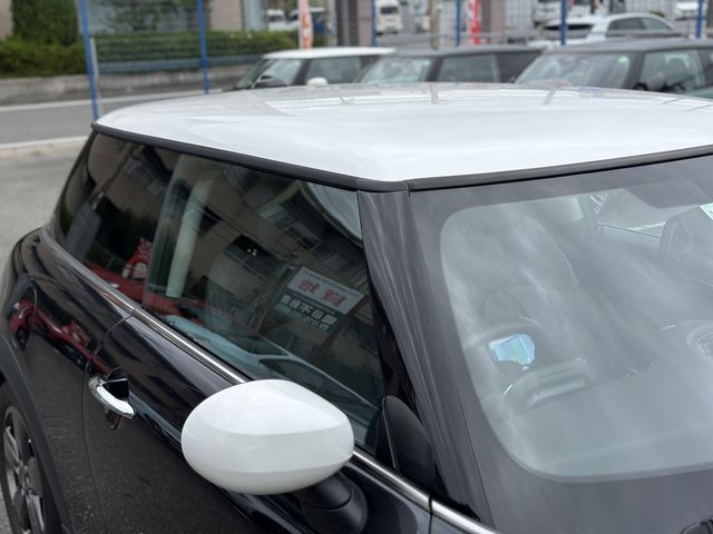 BMW MINI COOPER 2023