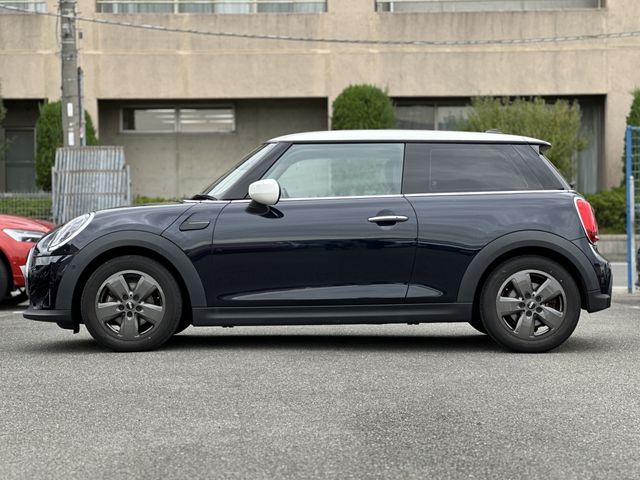 BMW MINI COOPER 2023