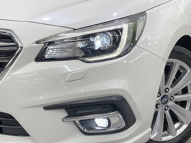 SUBARU LEGACY B4 2017