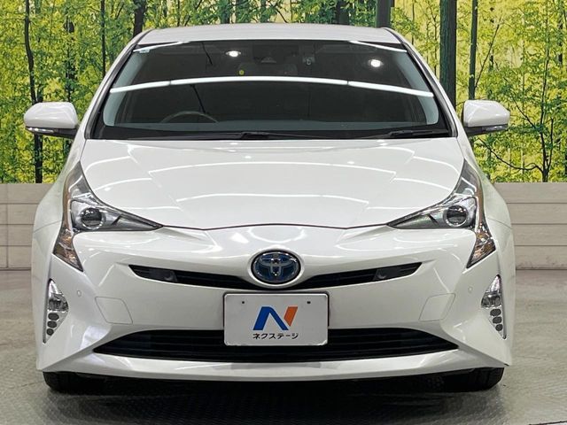 TOYOTA PRIUS 2016