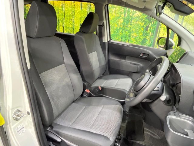 TOYOTA SIENTA HYBRID 2023