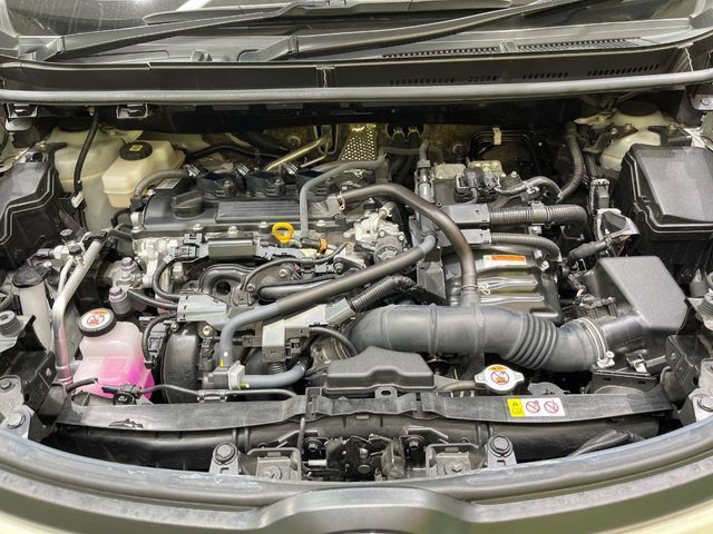 TOYOTA SIENTA HYBRID 2023